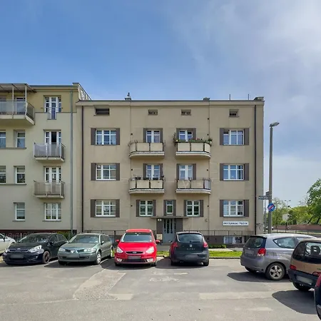 Blisko Starego Rynku Jezioro Maltanskie By Renters Daire *